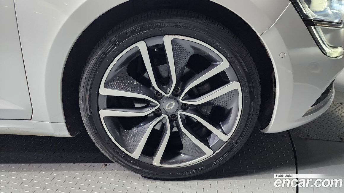 Renault-KoreaSamsung SM6 2016