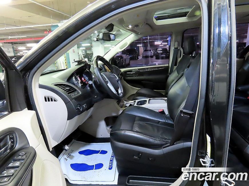 Chrysler Grand Voyager 2014