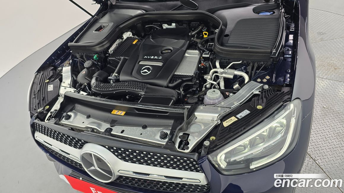 Mercedes-Benz GLC-Class 2023