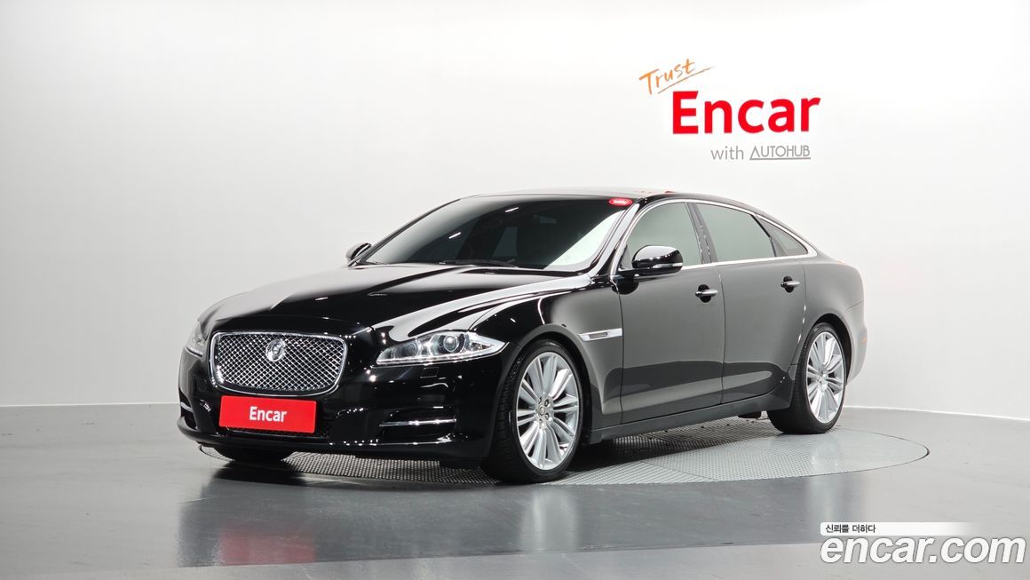 Jaguar XJ 2011
