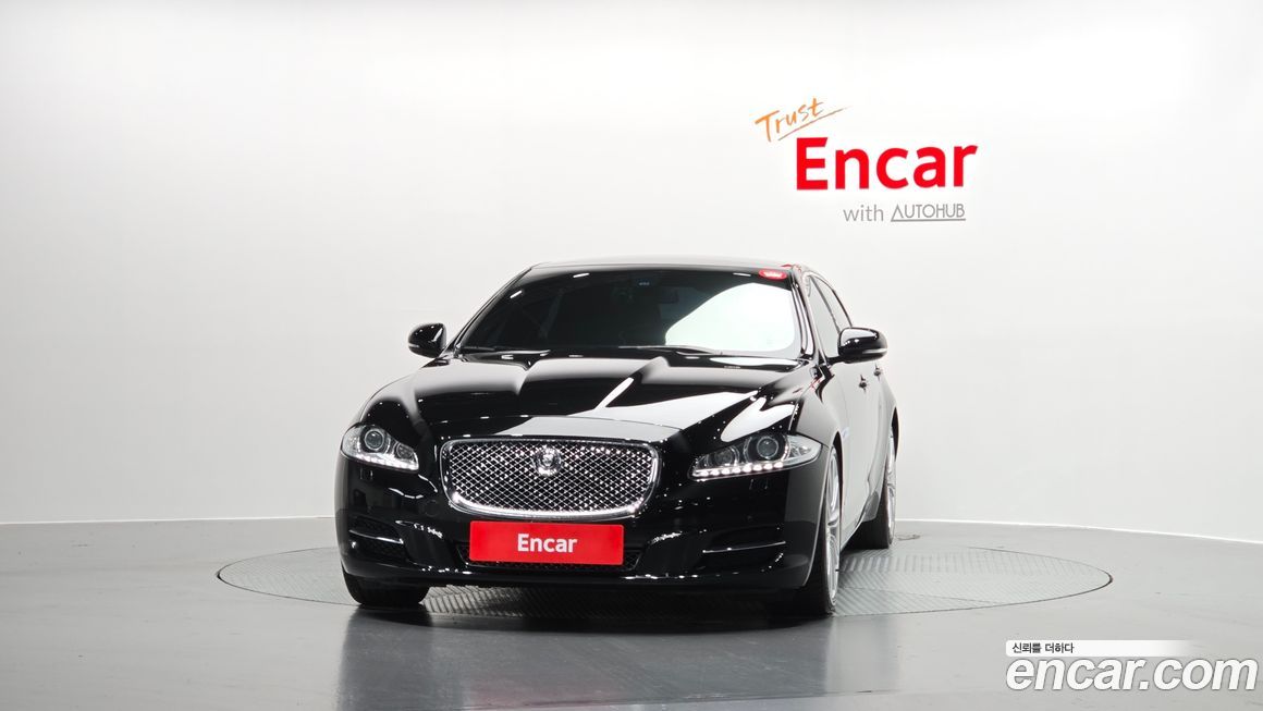 Jaguar XJ 2011