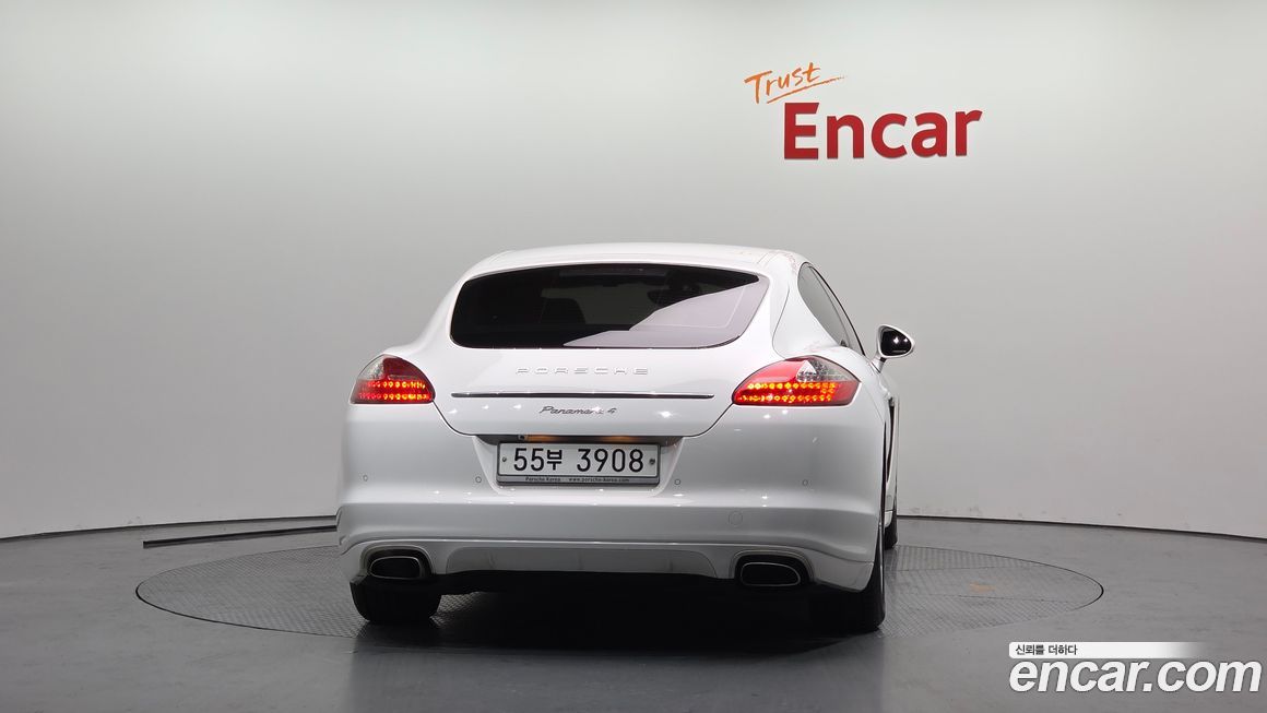 Porsche Panamera 2011