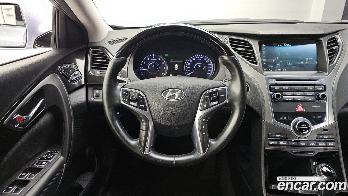 Hyundai Grandeur 2016