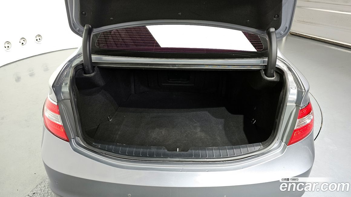 Hyundai Grandeur 2016