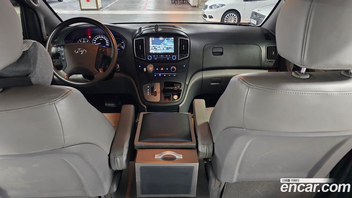 Hyundai Starex 2018