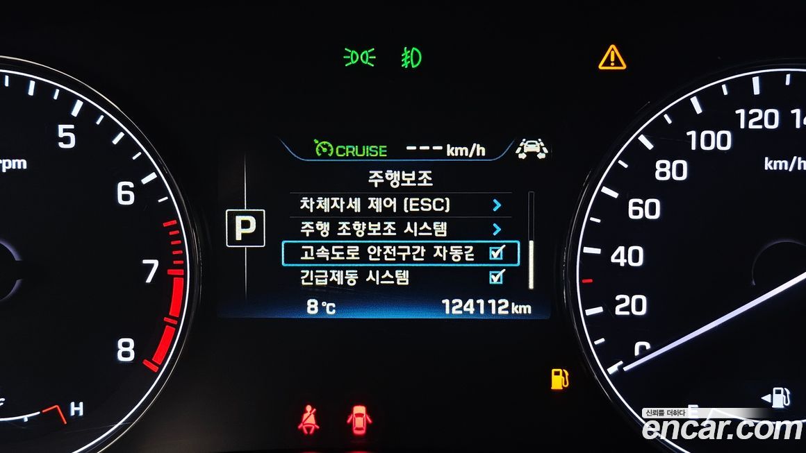 Hyundai Genesis 2016