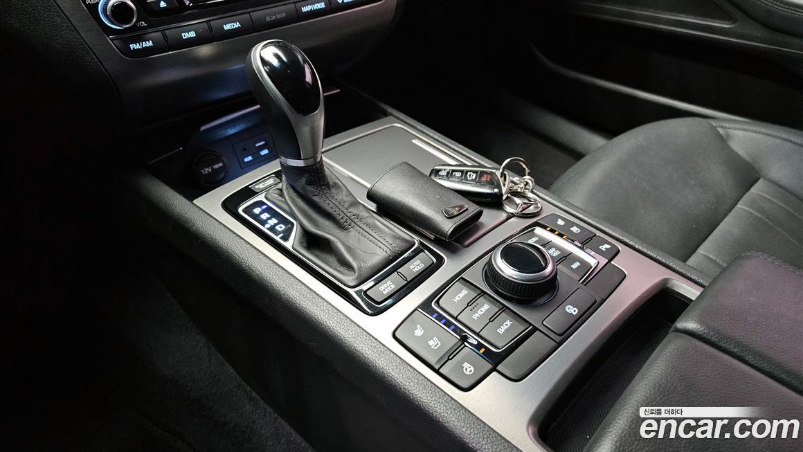 Hyundai Genesis 2016