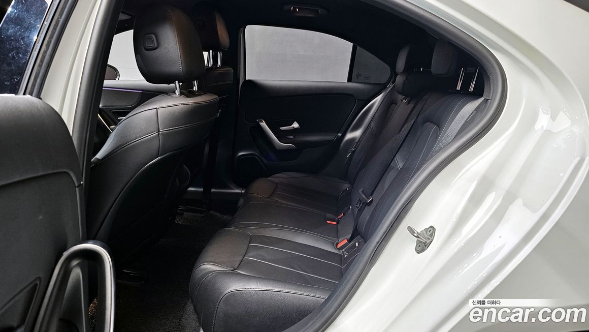 Mercedes-Benz A-Class 2021