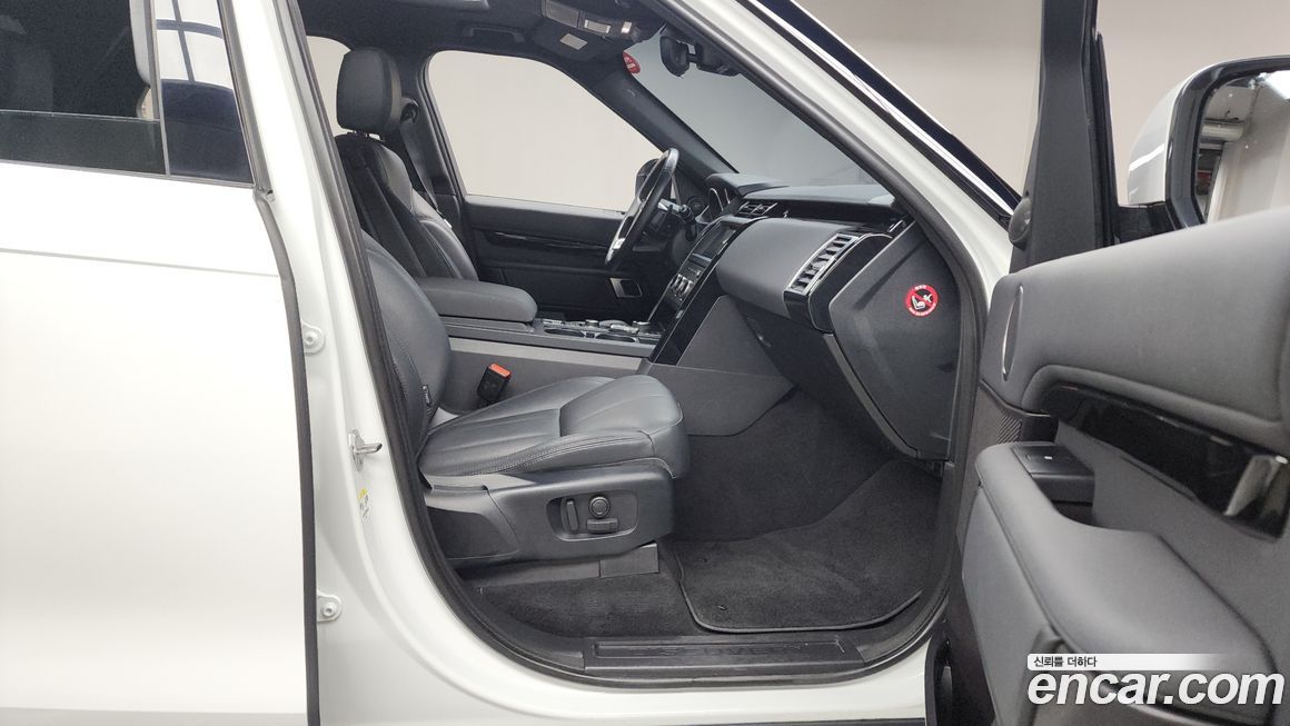 Land Rover Discovery 2019