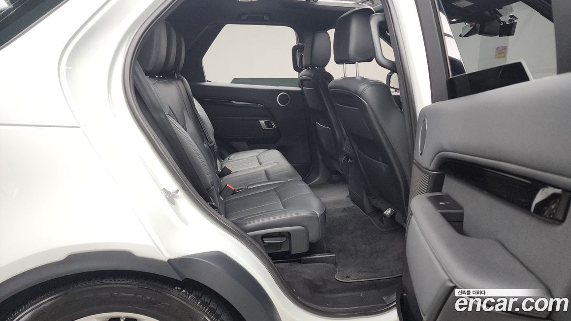 Land Rover Discovery 2019