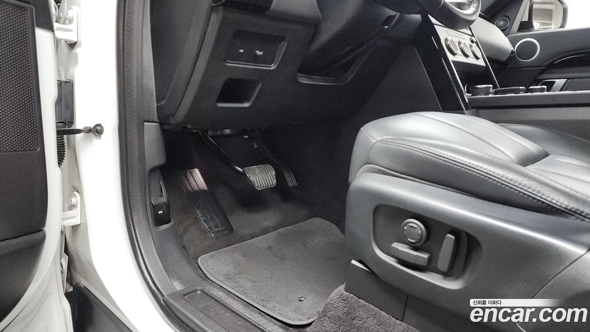 Land Rover Discovery 2019