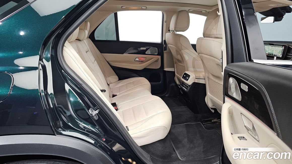 Mercedes-Benz GLE-Class 2021