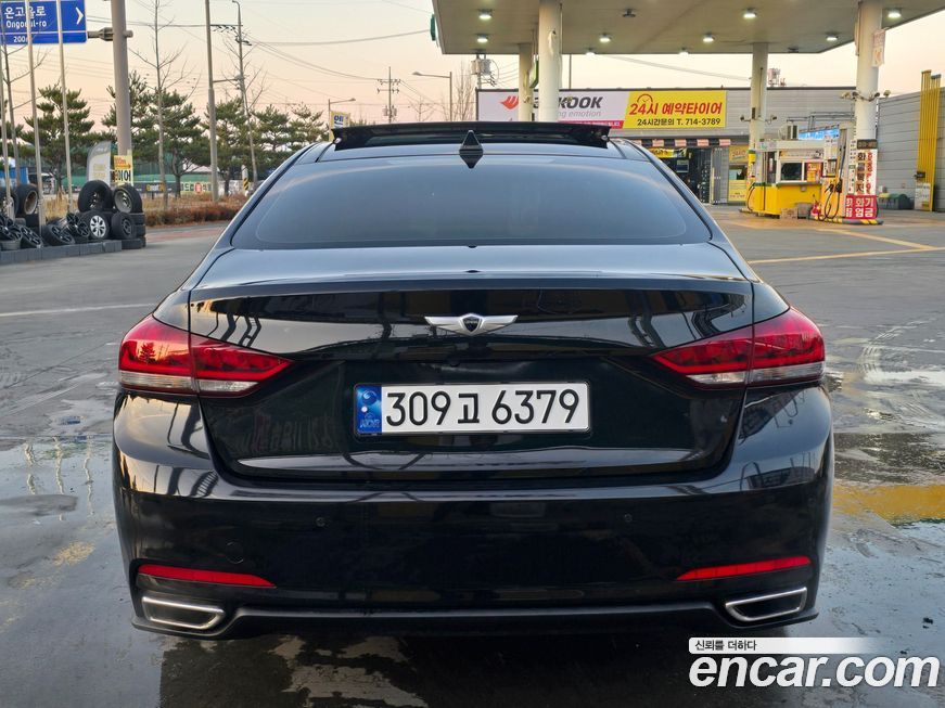 Hyundai Genesis 2016