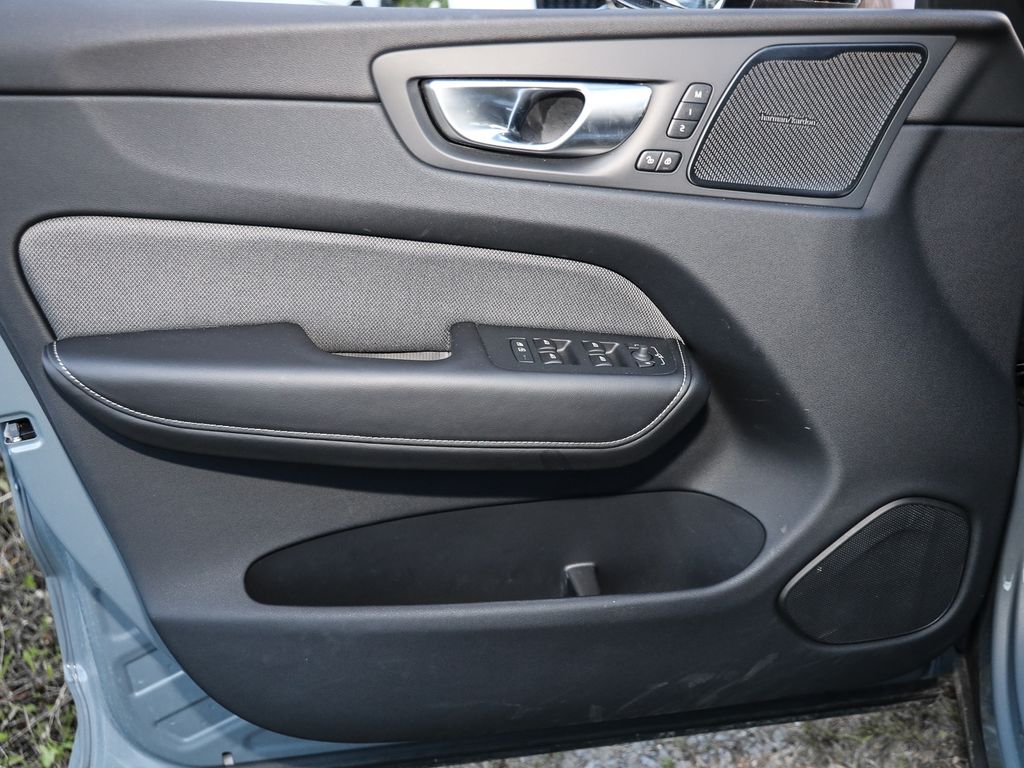 Volvo XC60 2023