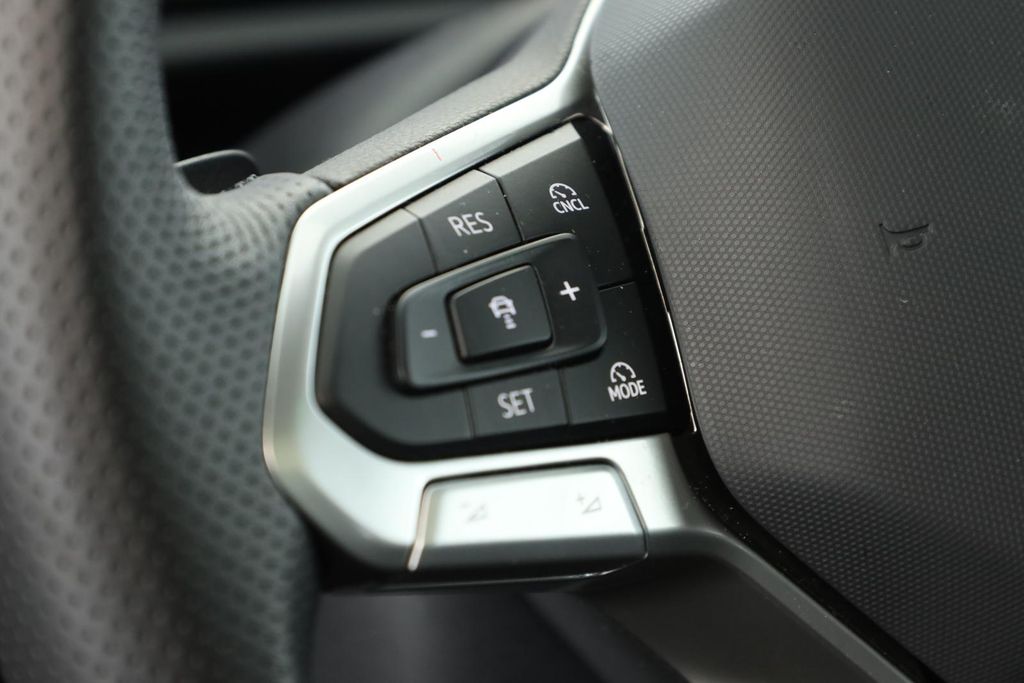 Volkswagen Tiguan 2025