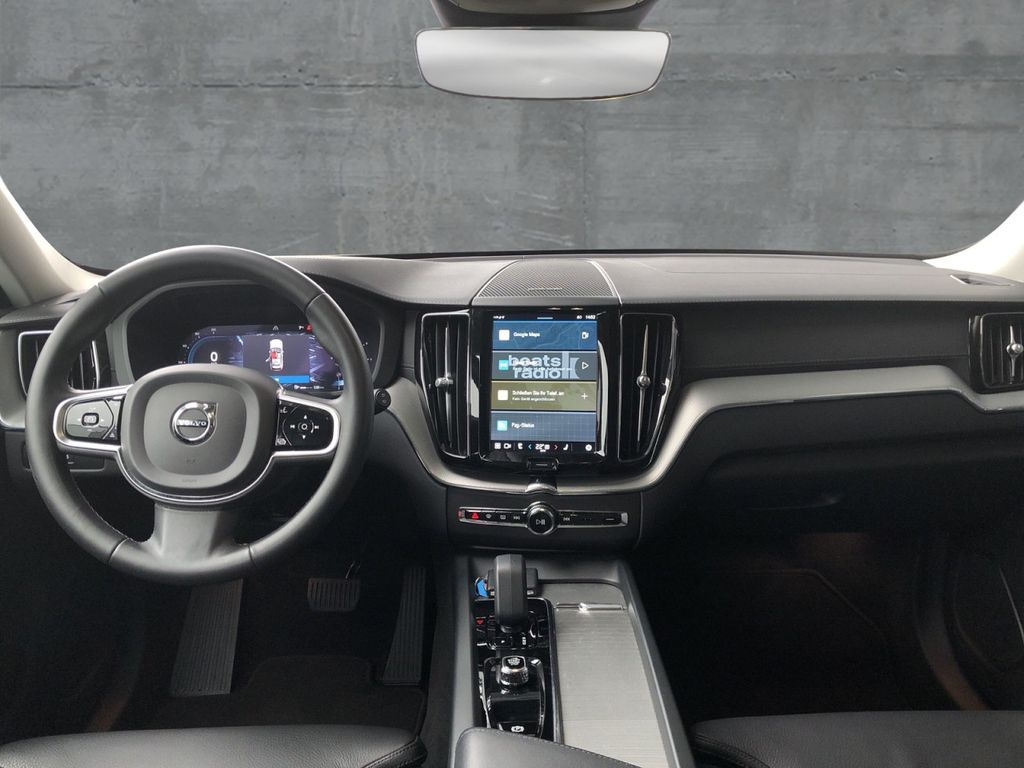 Volvo XC60 2022