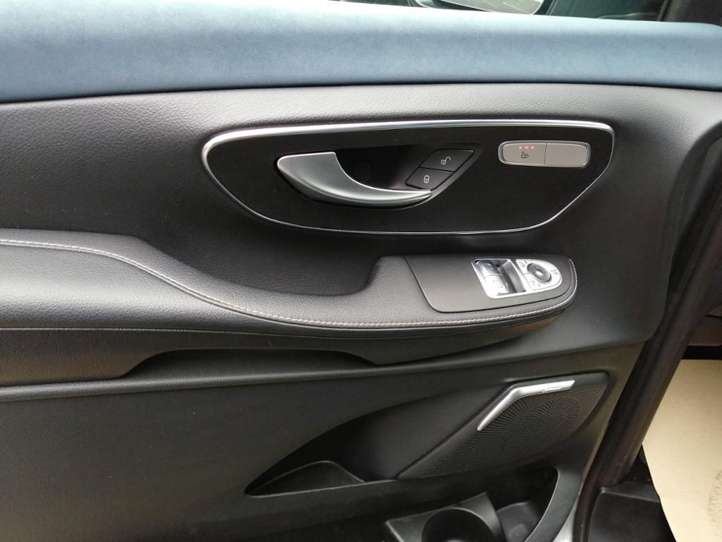 Mercedes-Benz EQV 2021