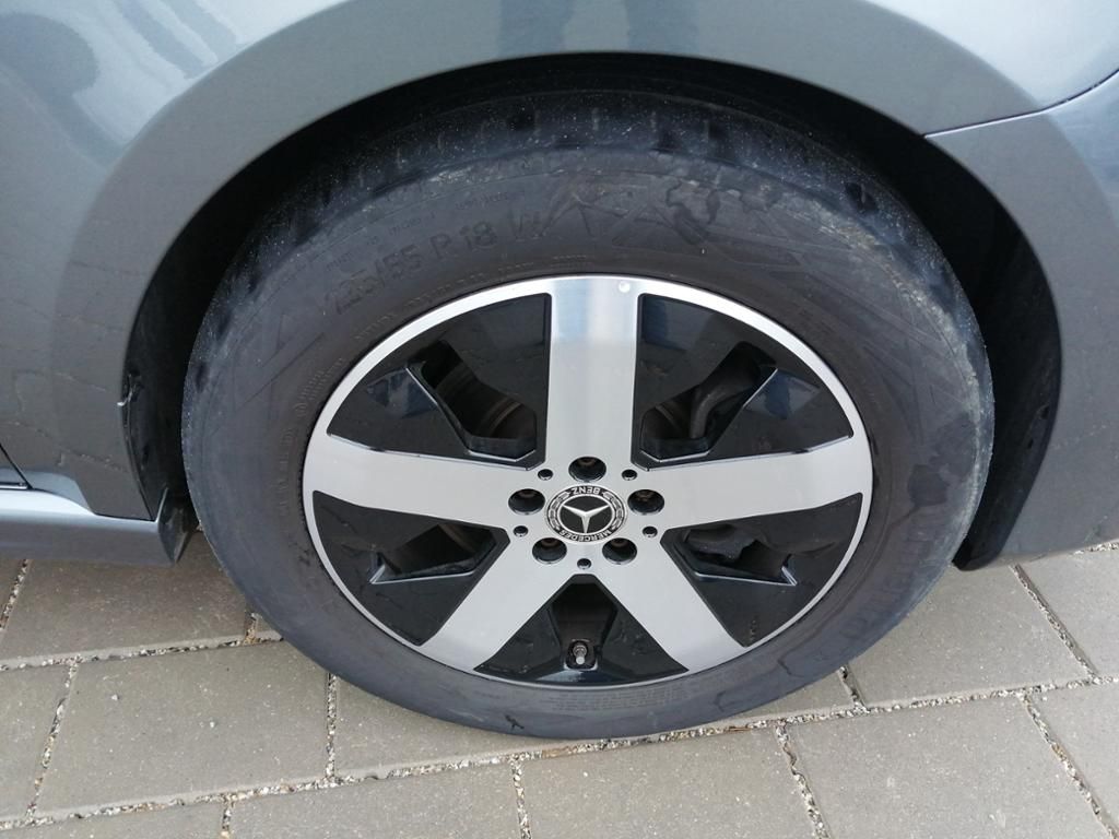 Mercedes-Benz EQV 2021