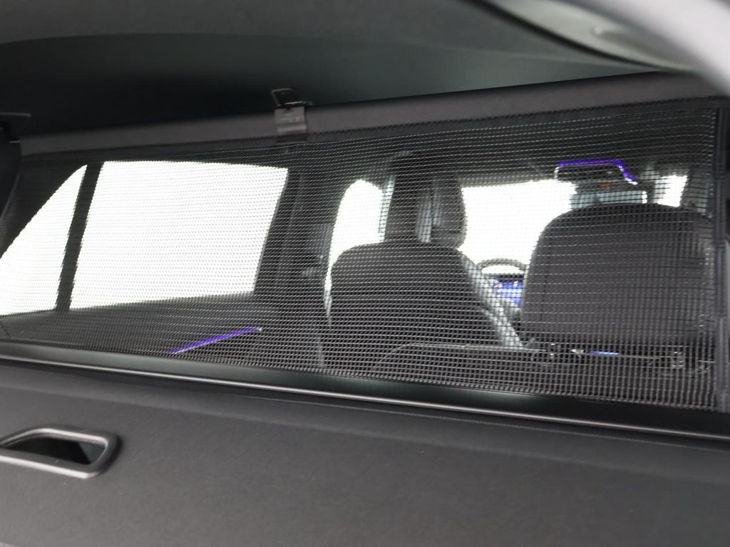 Mercedes-Benz C 220 2025