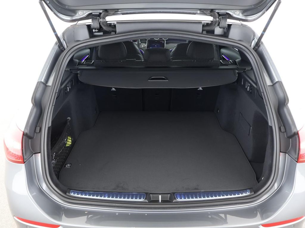 Mercedes-Benz C 220 2025