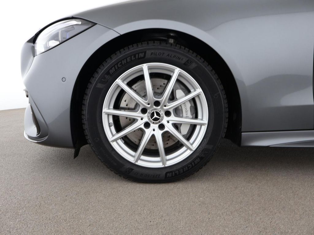 Mercedes-Benz C 220 2025