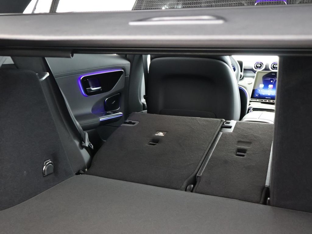 Mercedes-Benz C 220 2025