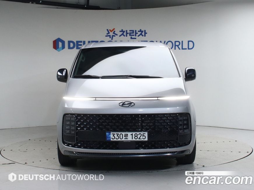 Hyundai Staria 2023