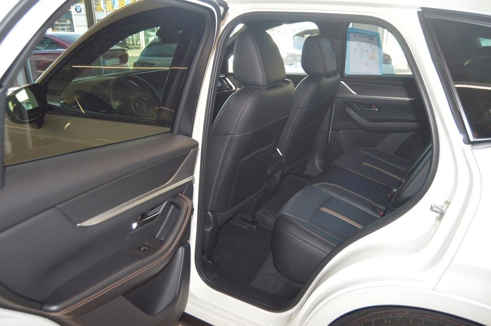 Mazda CX-60 2025