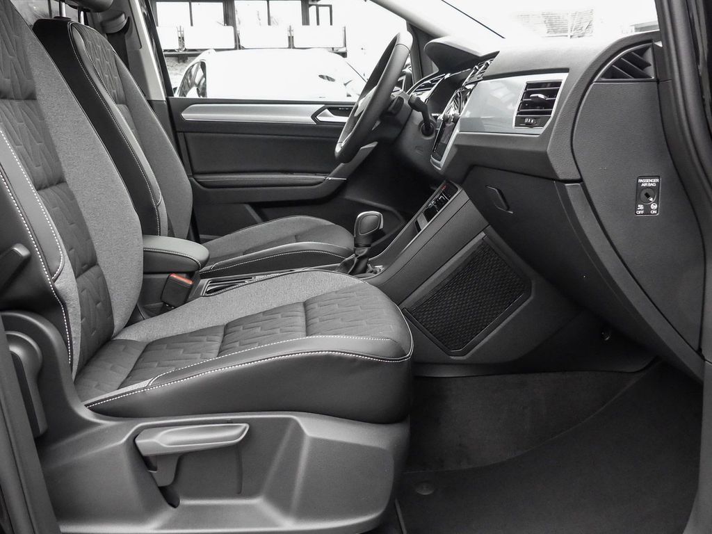 Volkswagen Touran 2025