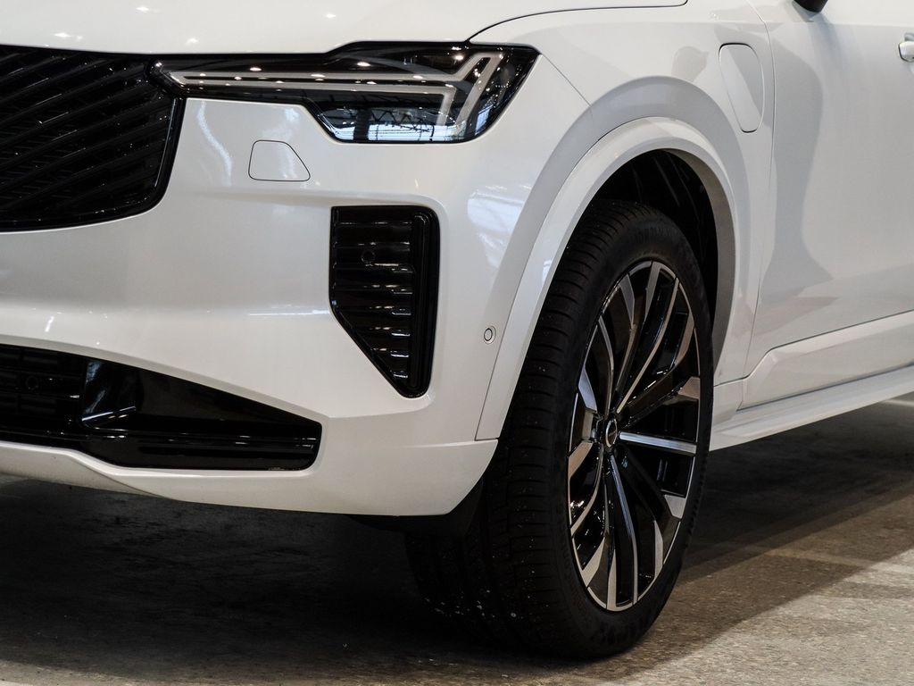 Volvo XC90 2025
