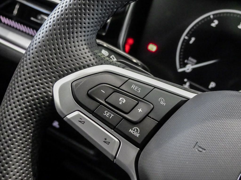 Volkswagen Touareg 2025