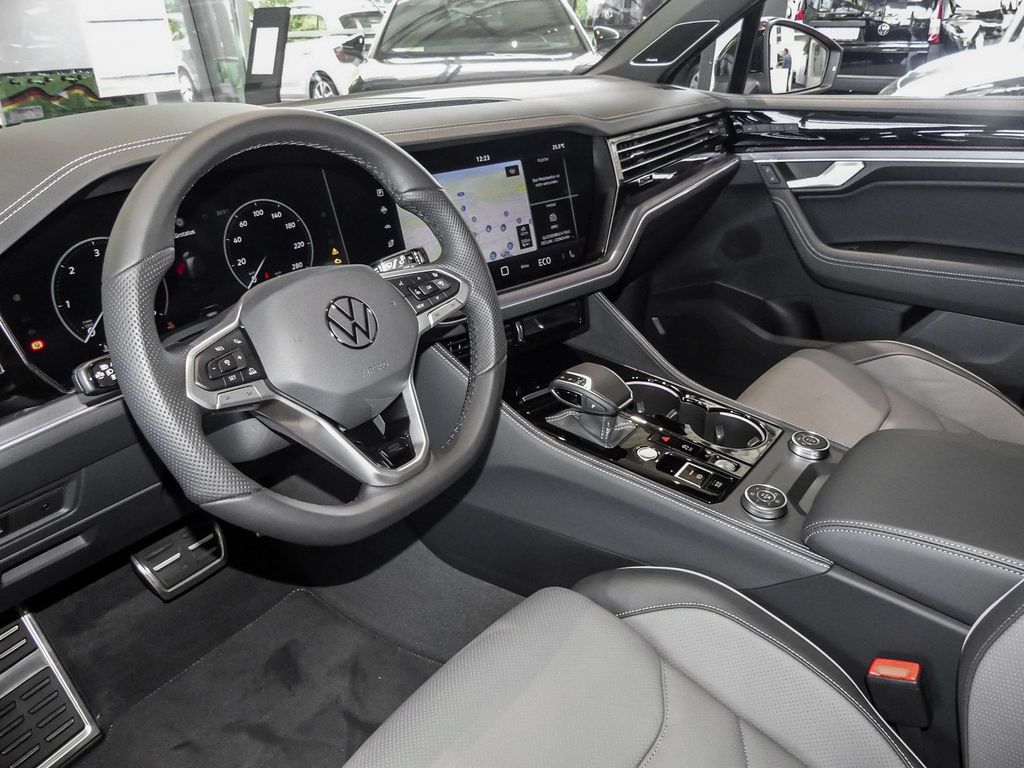 Volkswagen Touareg 2025