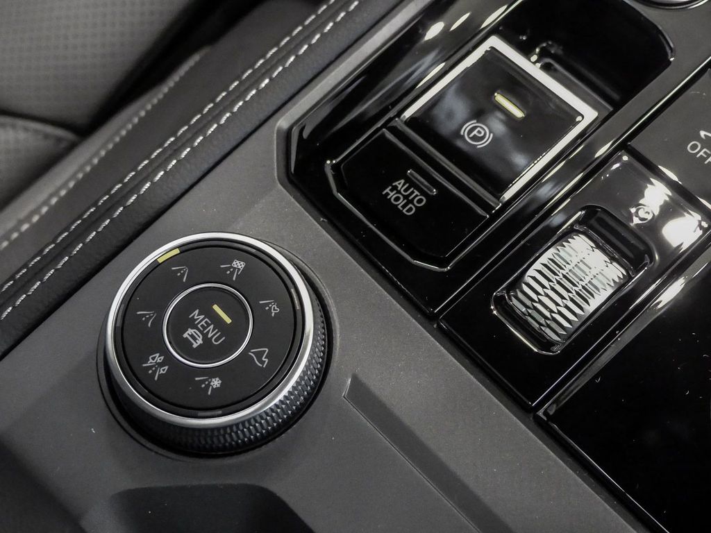 Volkswagen Touareg 2025