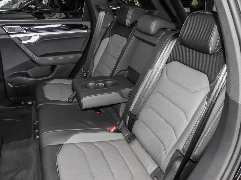 Volkswagen Touareg 2025