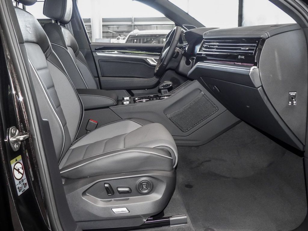 Volkswagen Touareg 2025