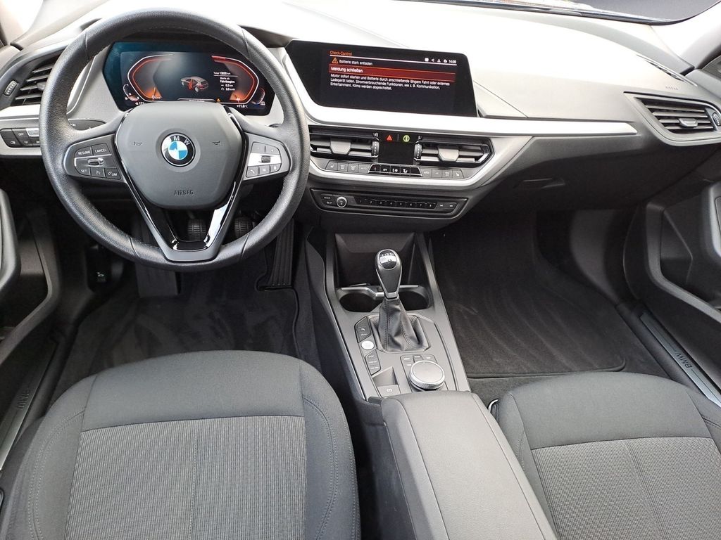 BMW 118 2021
