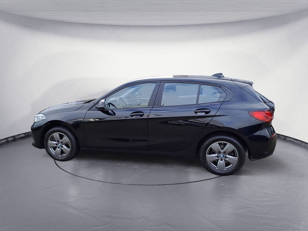 BMW 118 2021