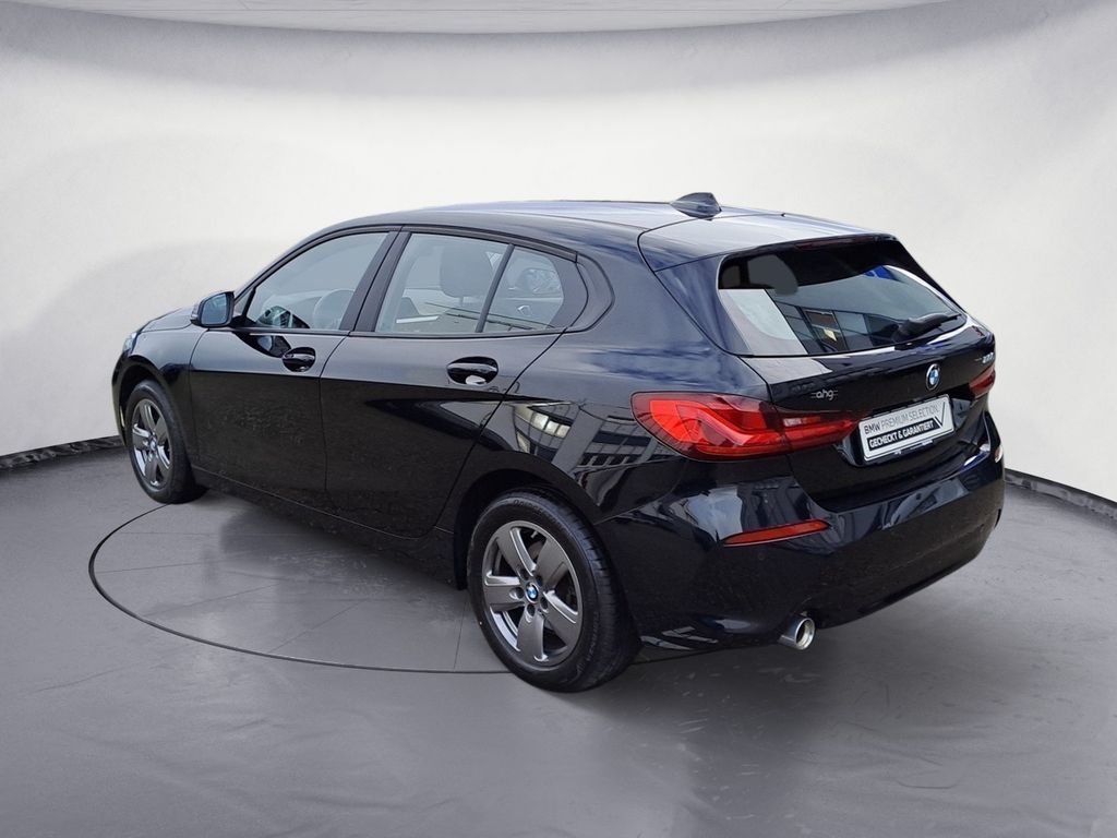 BMW 118 2021