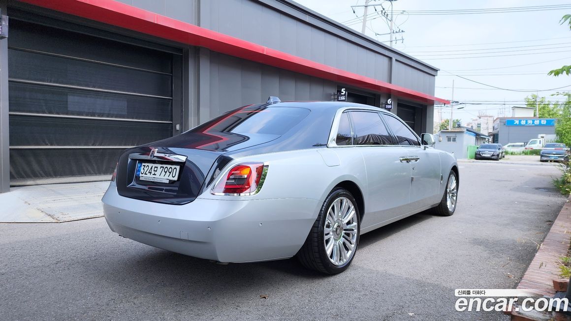 Rolls-Royce Ghost 2021