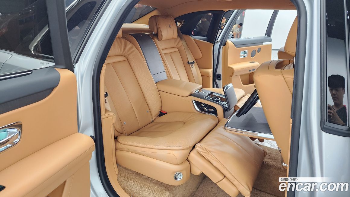 Rolls-Royce Ghost 2021