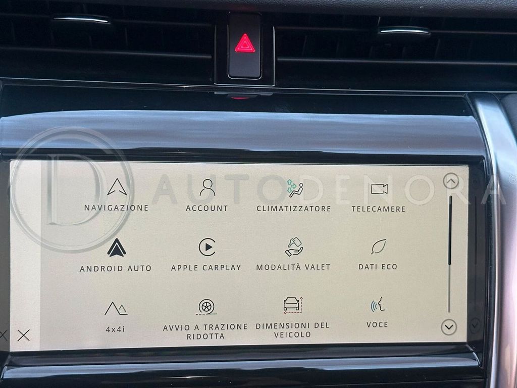 Land Rover Discovery Sport 2021