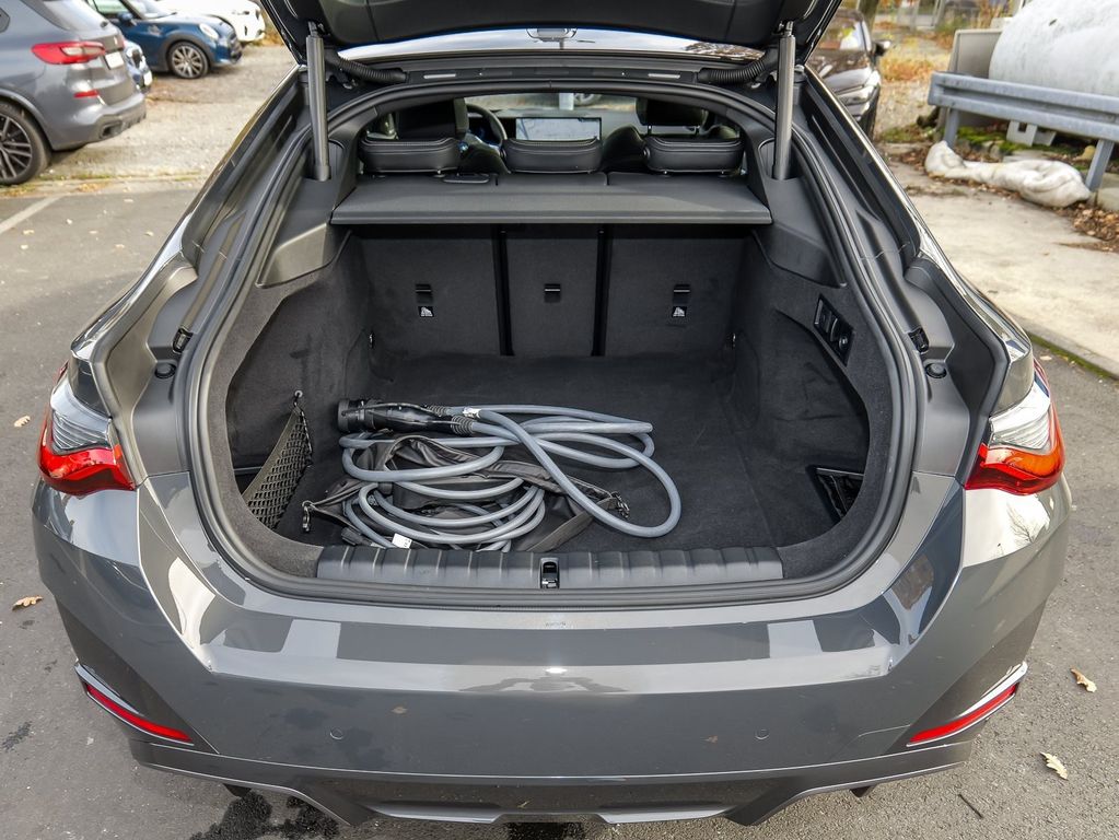 BMW i4 2023