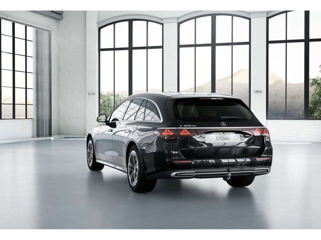 Mercedes-Benz E 300 2025