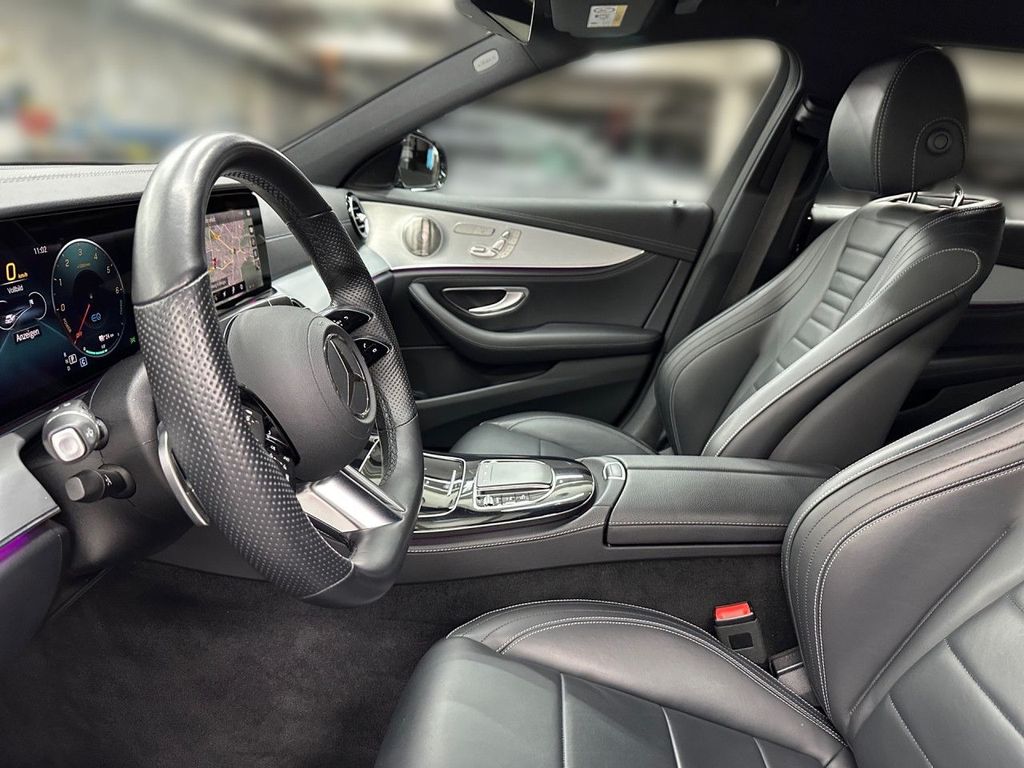Mercedes-Benz E 300 2022