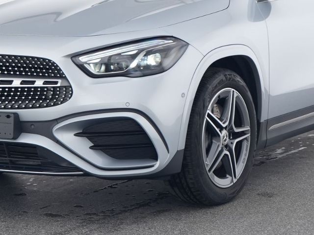 Mercedes-Benz GLA 250 2023