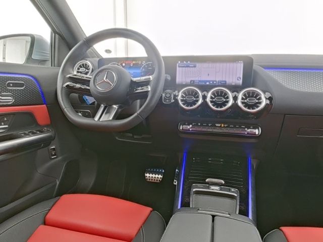 Mercedes-Benz GLA 250 2023