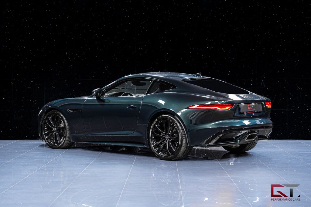Jaguar F-Type 2024