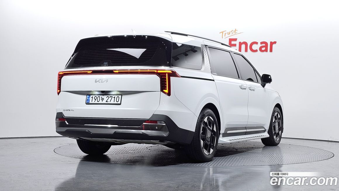 Kia Canival 2024