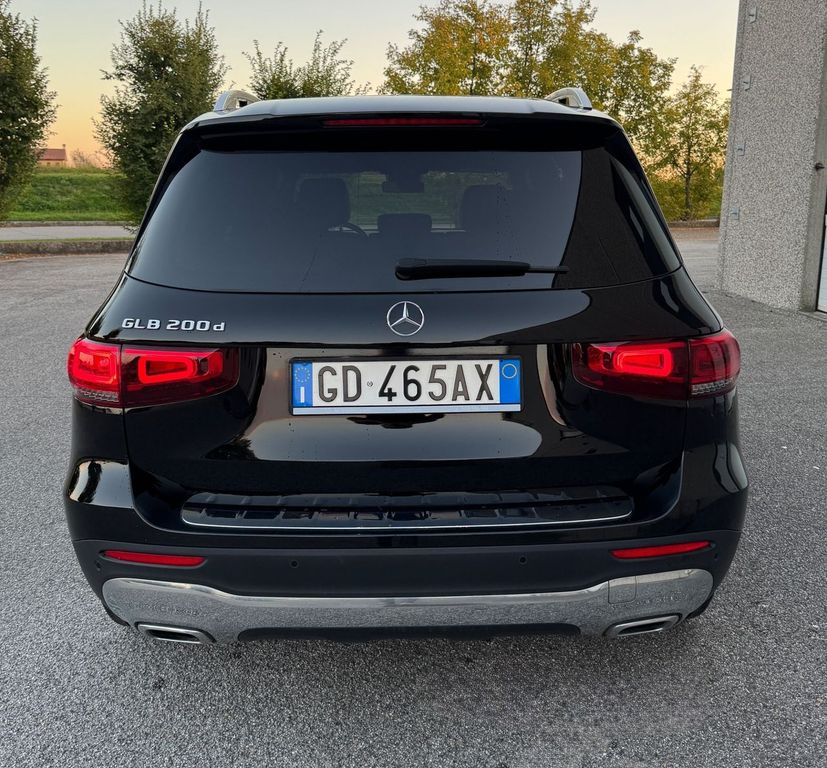 Mercedes-Benz GLB 200 2020