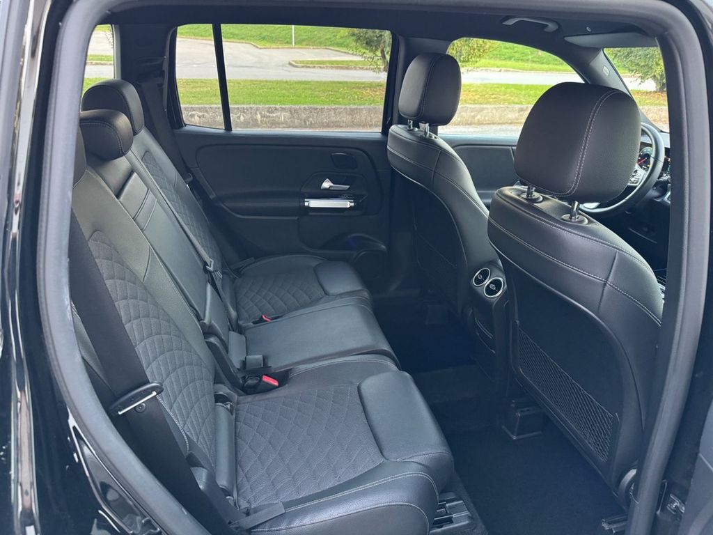 Mercedes-Benz GLB 200 2020